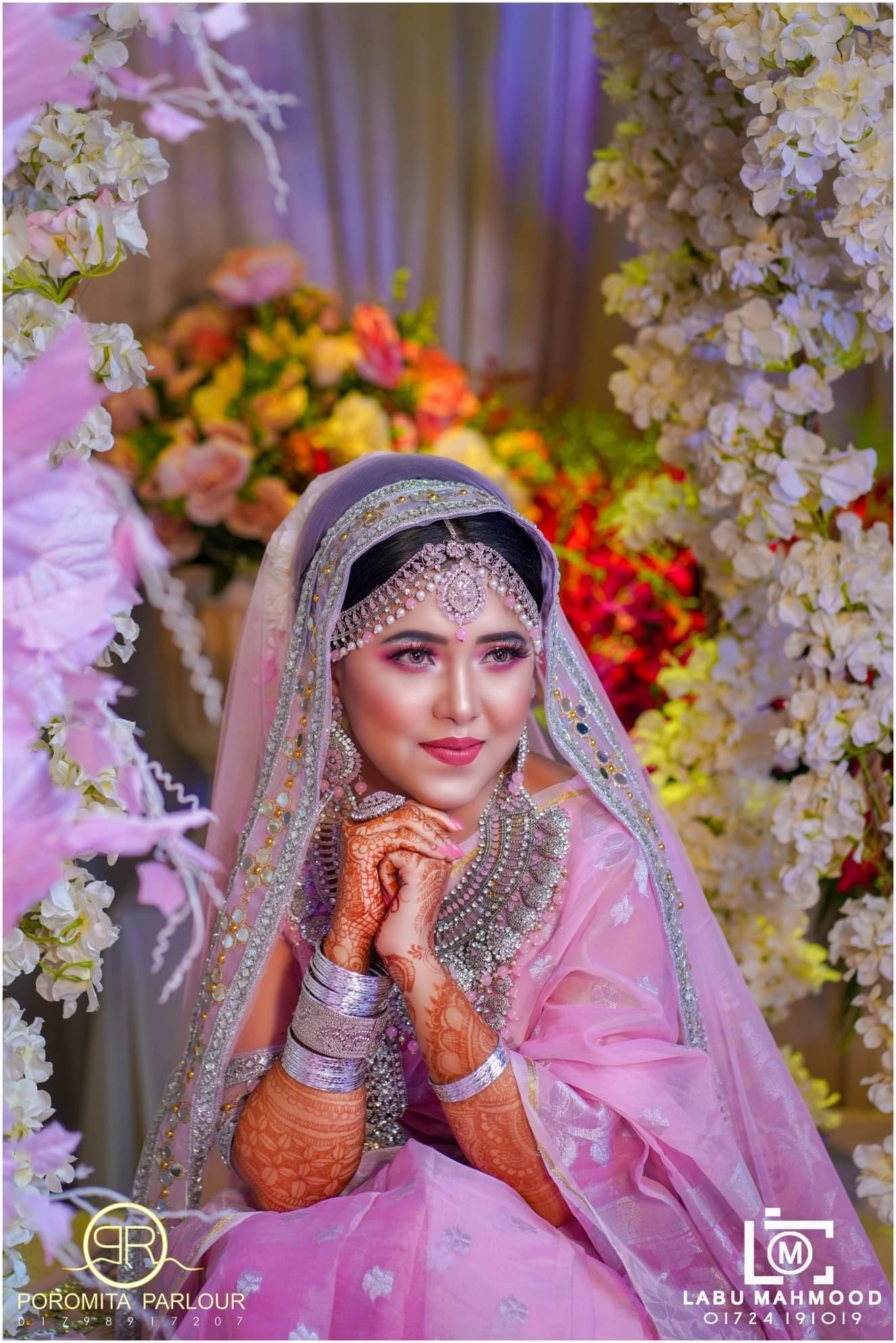 Half Silk Jamdani Saree For Women - Light Pink Color - Perefct For All Seasons and Occasions. 