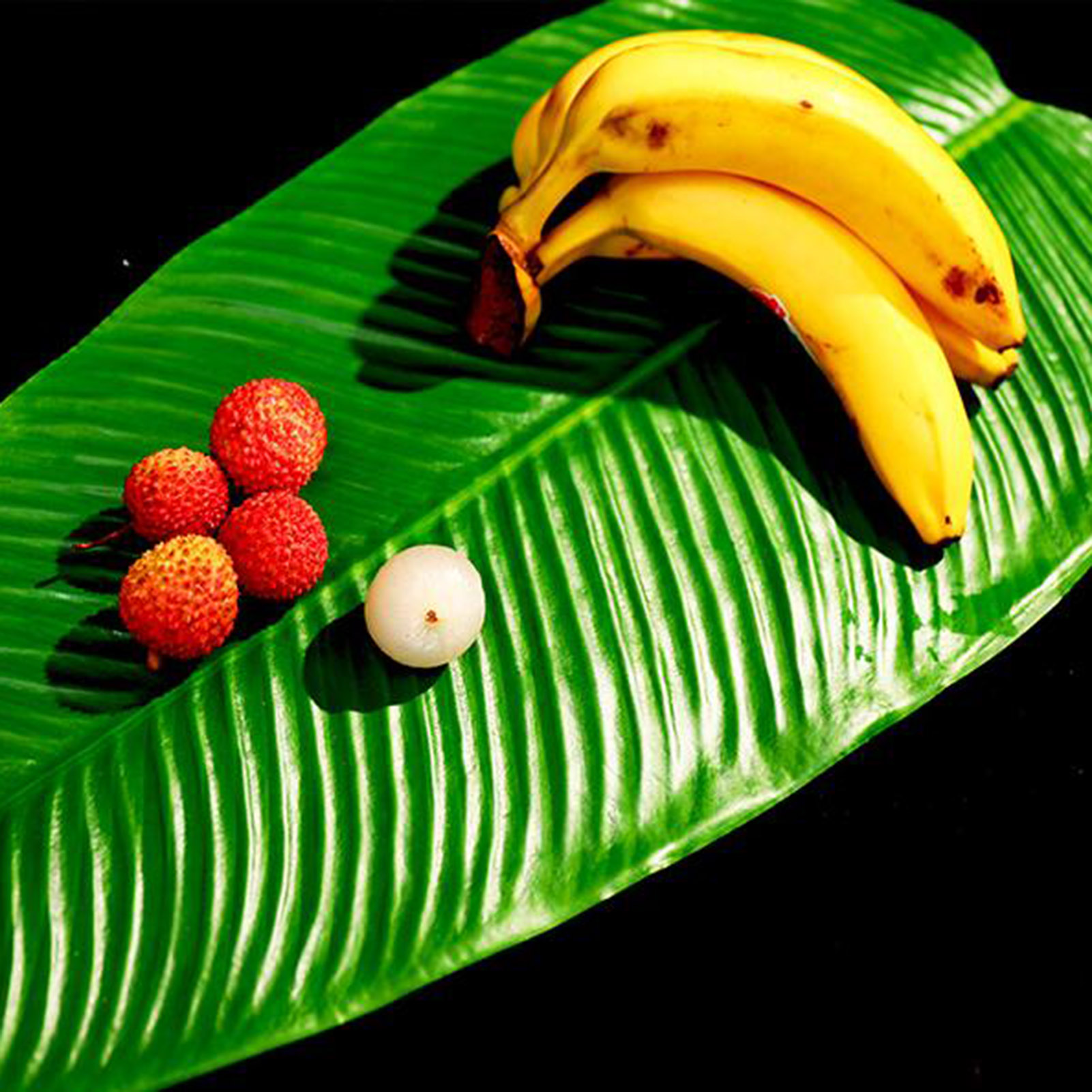 Artificial Leaf Flexible Green Tropical Simulation Banana Leaf. 
