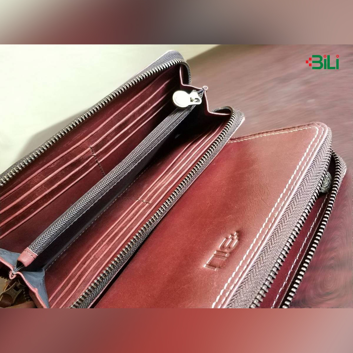 ladies leather hand purse