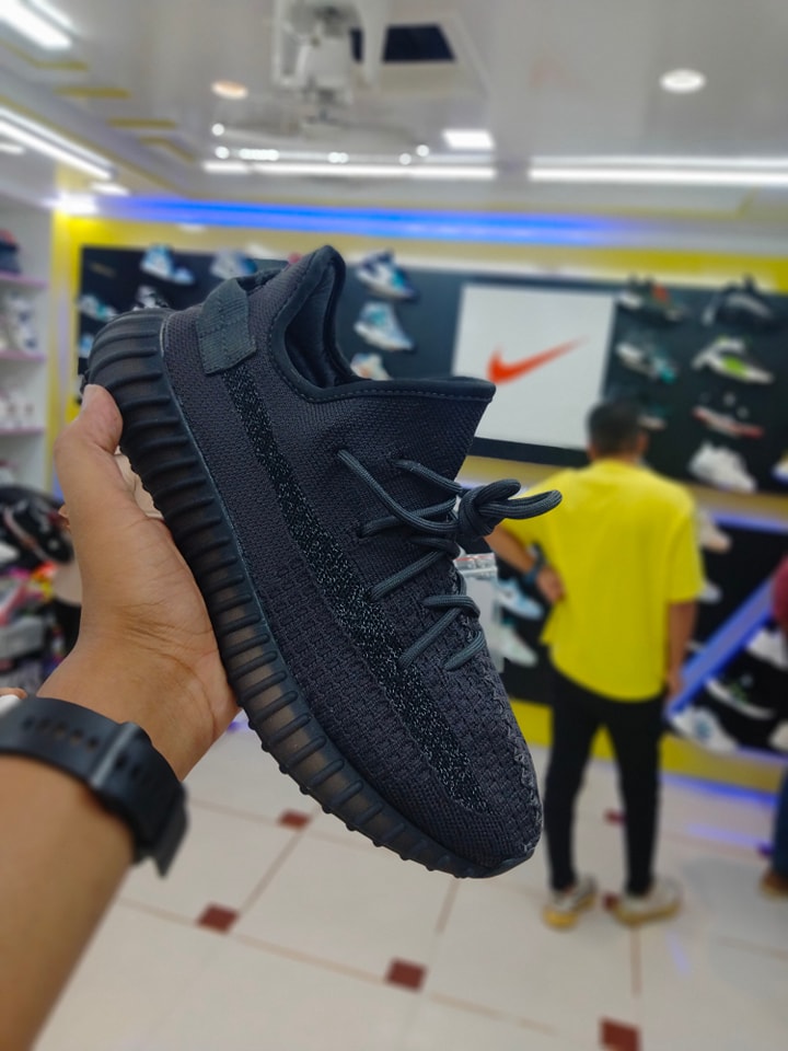 Addides Mens Yeezy Boost 350 V2 trendy men s shoes Oem grade Vietnam