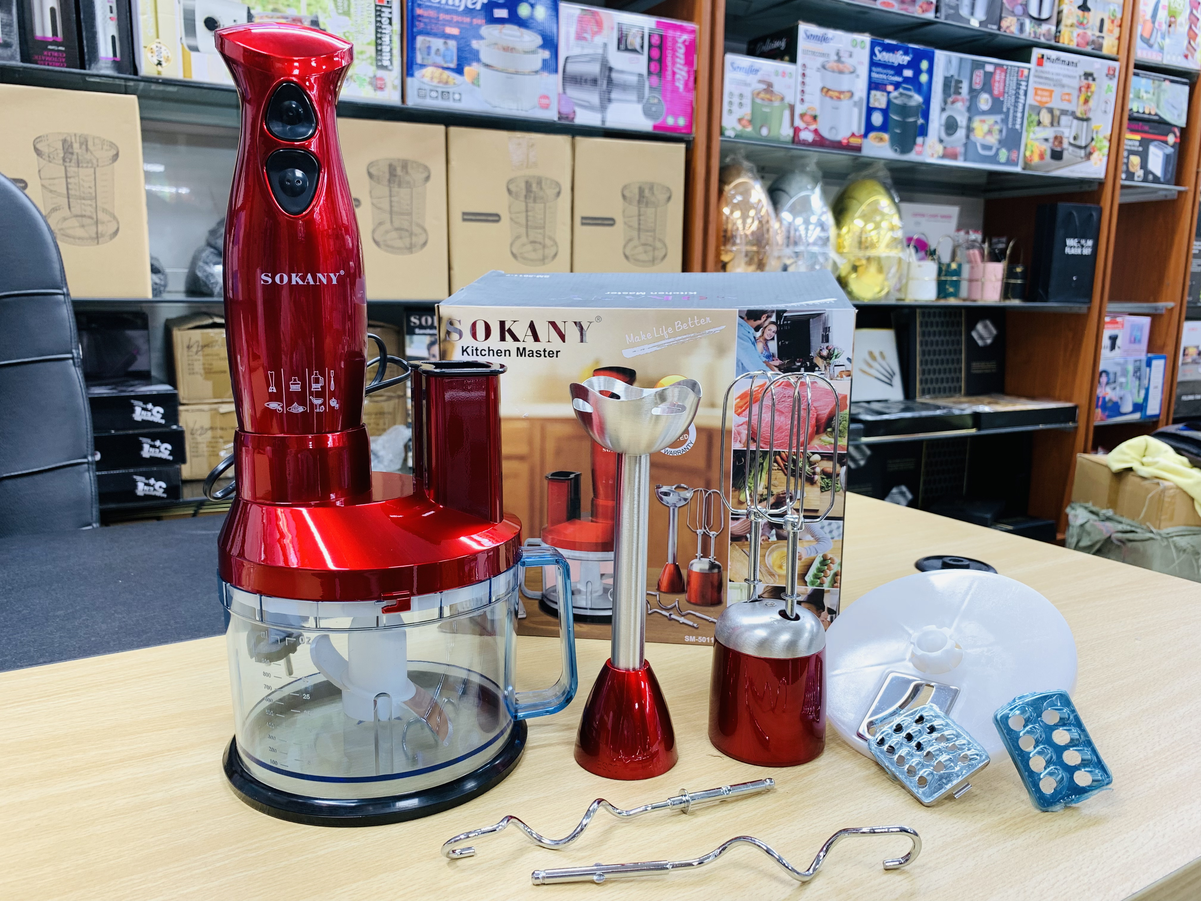 SOKANY  Kitchen Master  Make Life Betten  700W  Power  High Quality  Easy to Use  Multi Function  7 IN 1 SM-5011-7 |  Salad Maker | Juicer | Meat Grinder |  Coffee Mixer |  Egg Beater | Bean Paste |  Kima | Ice Crushing |  Mashing. 