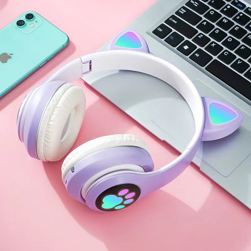 Cross-border supply spot STM28 cat ears dazzling luminous bluetooth headset wireless headphones. 
