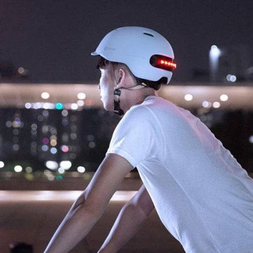 Xiaomi Smart4u SH50 Bicycle Smart Flash Helmet Automatic Light Perception Warning Light Long Battery Life IPX4 Waterproof Size L - White. 