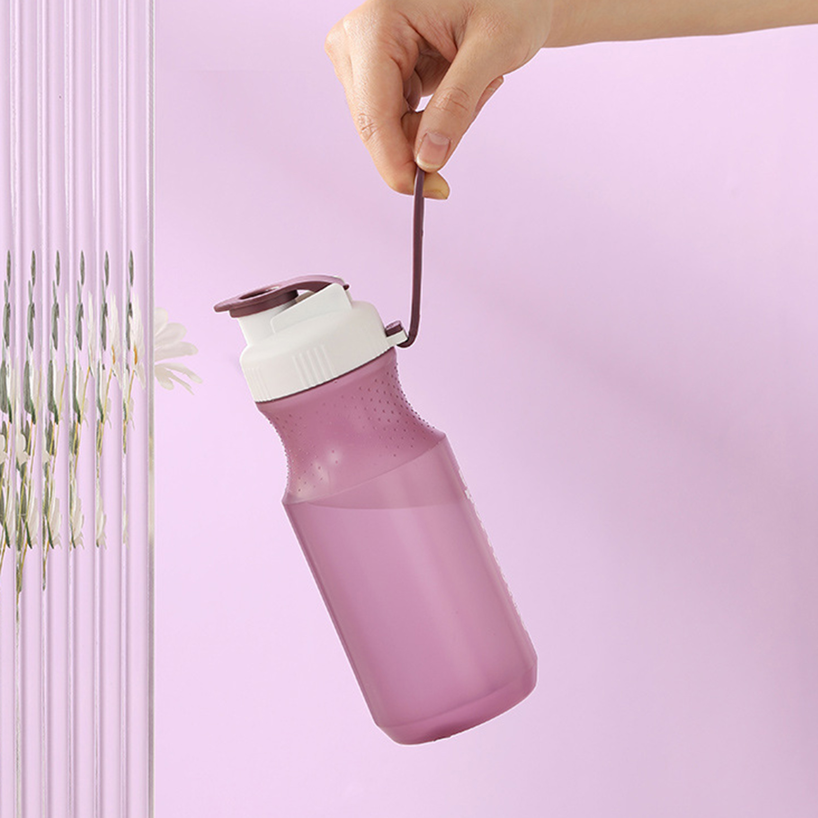 380/560/600ml Water Bottle Heat Resistant Large-capacity Drinking Creative Lid Press Button Drinking Bottle Daily Use. 
