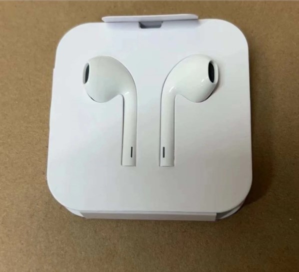 Type C Earphone for iPhone 15 USB C Earphones for iPhone 15 PRO Max Mobile Phone Headphone. 