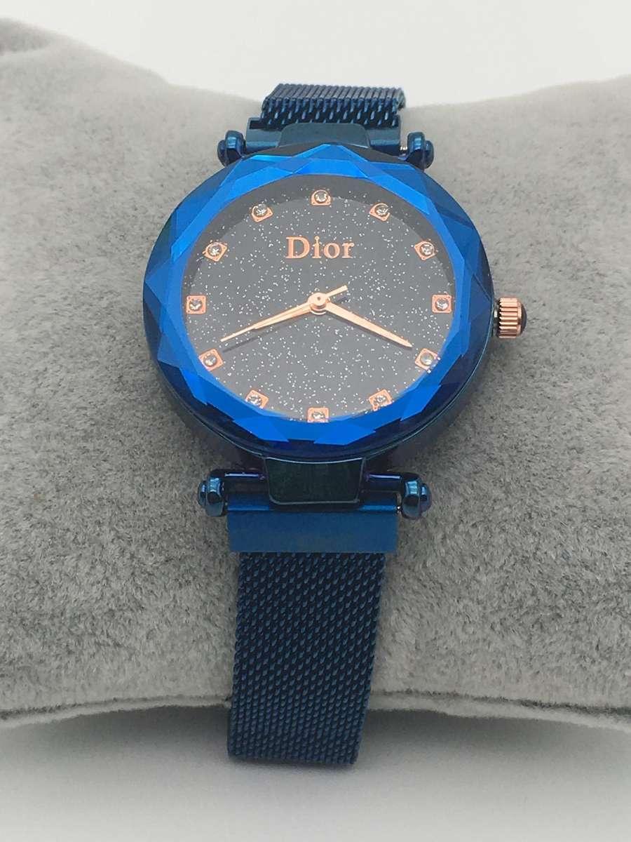 Dior Elegant Lady Analog Wrist Watch with Magnetic Closure