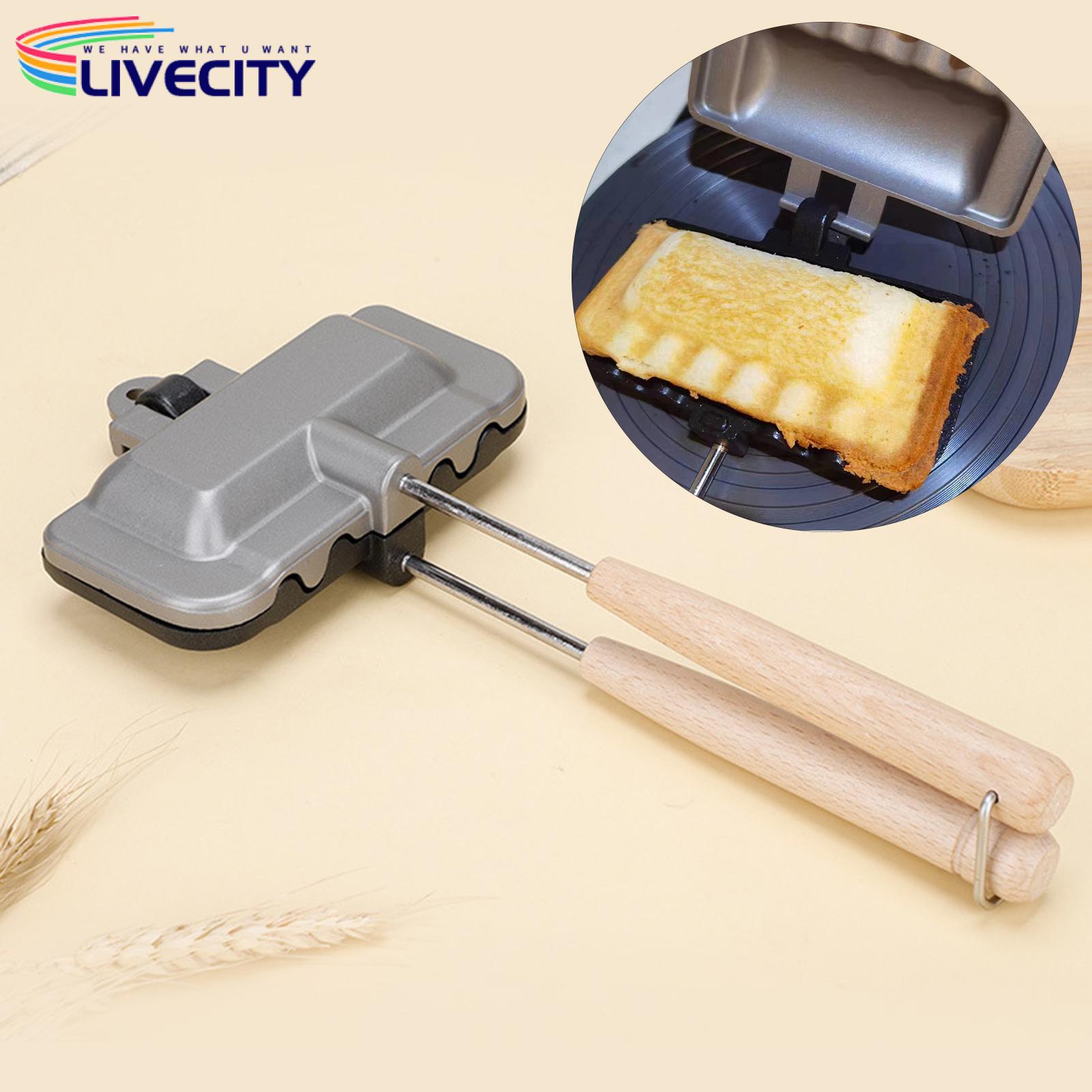 Sandwich Baking Pan Ergonomic Handle Sandwich Baking Pan with Removable Handle. 