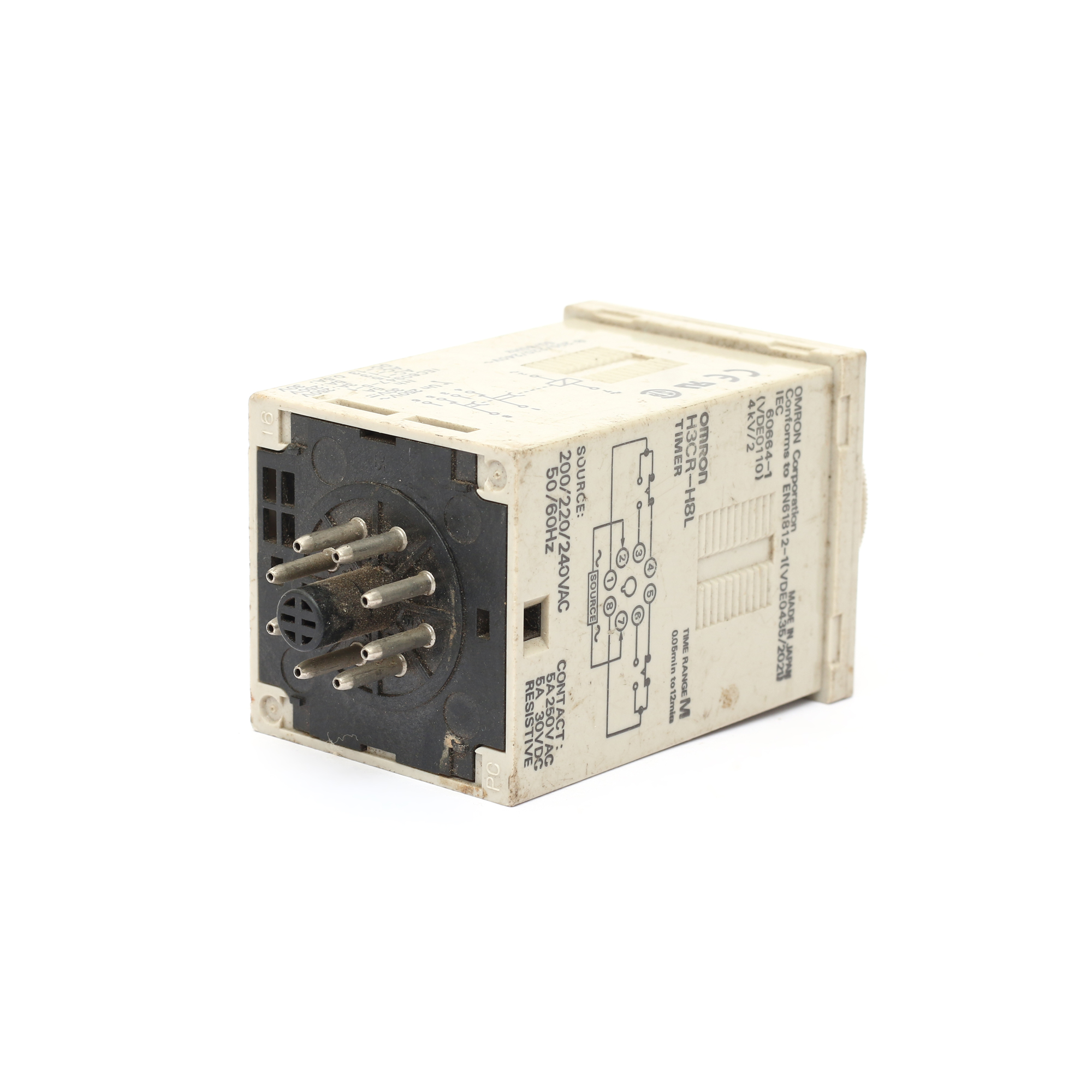 Timer Relay Omron H3CR-HBL. 