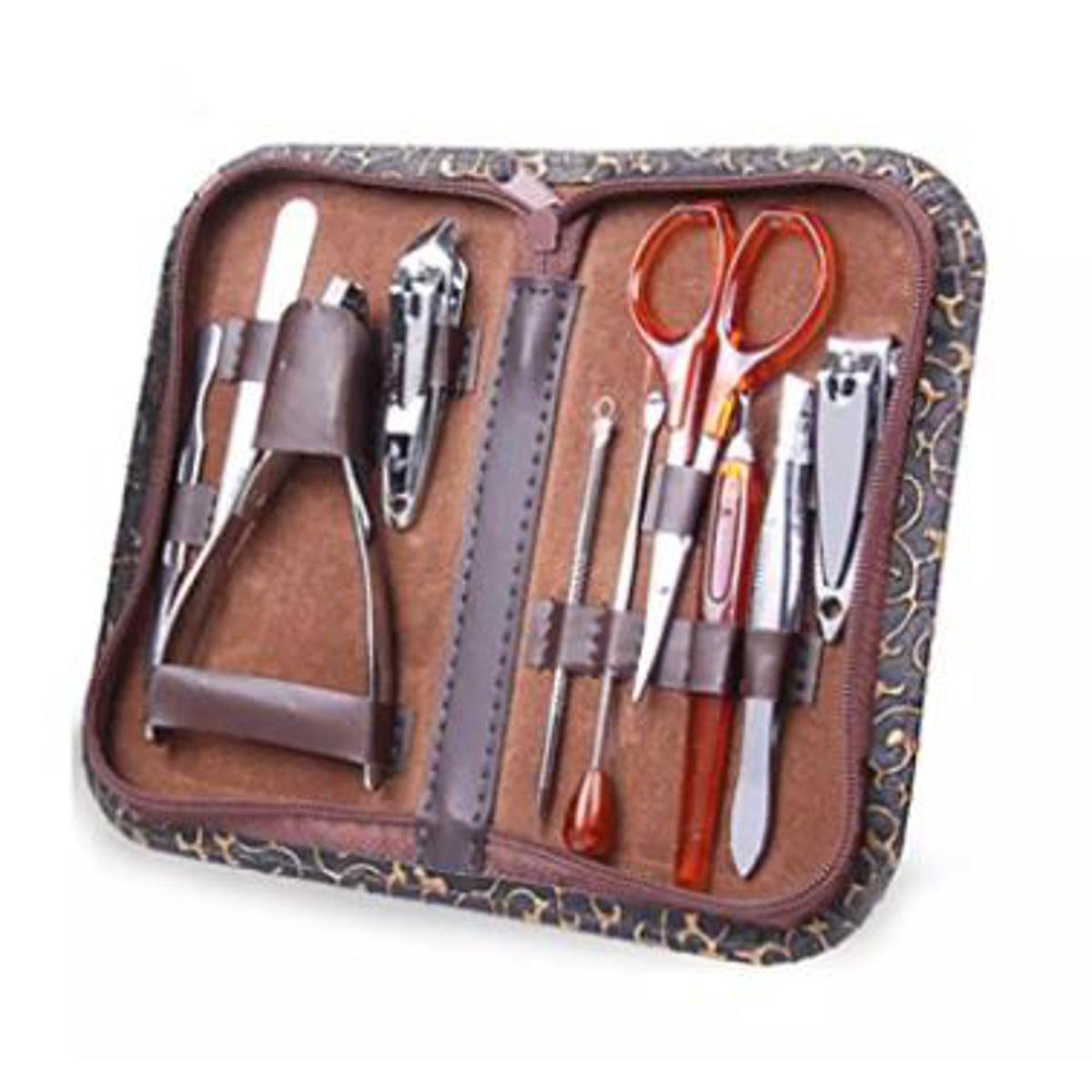 Minicure and Pedicure Set