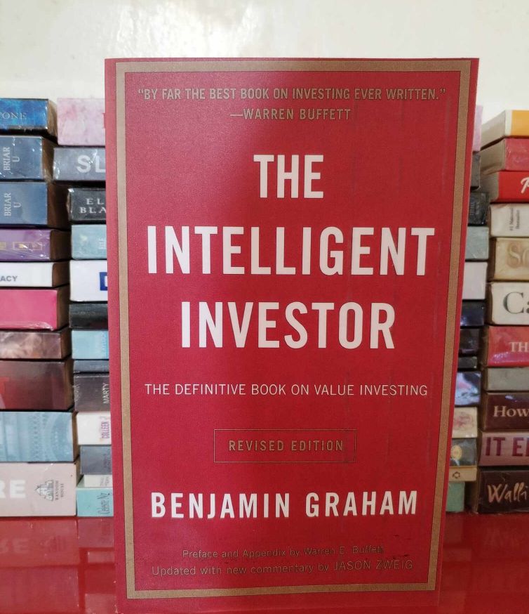 The Intelligent Investor, Rev. Ed: The Definitive Book on Value Investing Book by Benjamin Graham