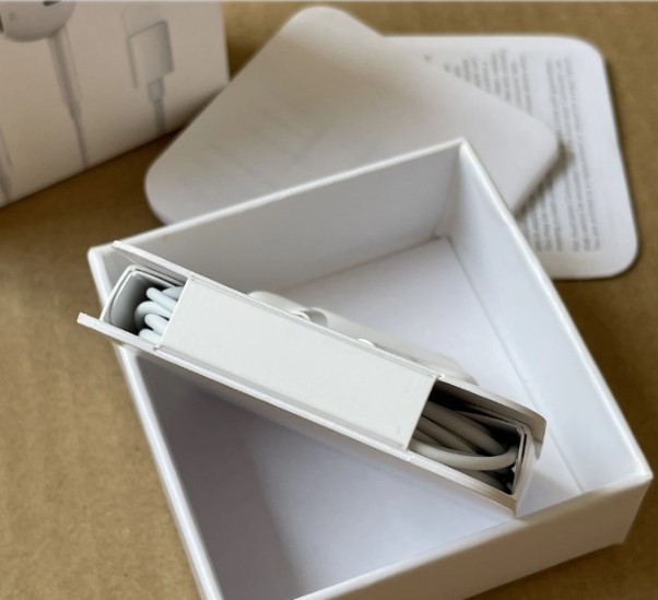 Type C Earphone for iPhone 15 USB C Earphones for iPhone 15 PRO Max Mobile Phone Headphone. 