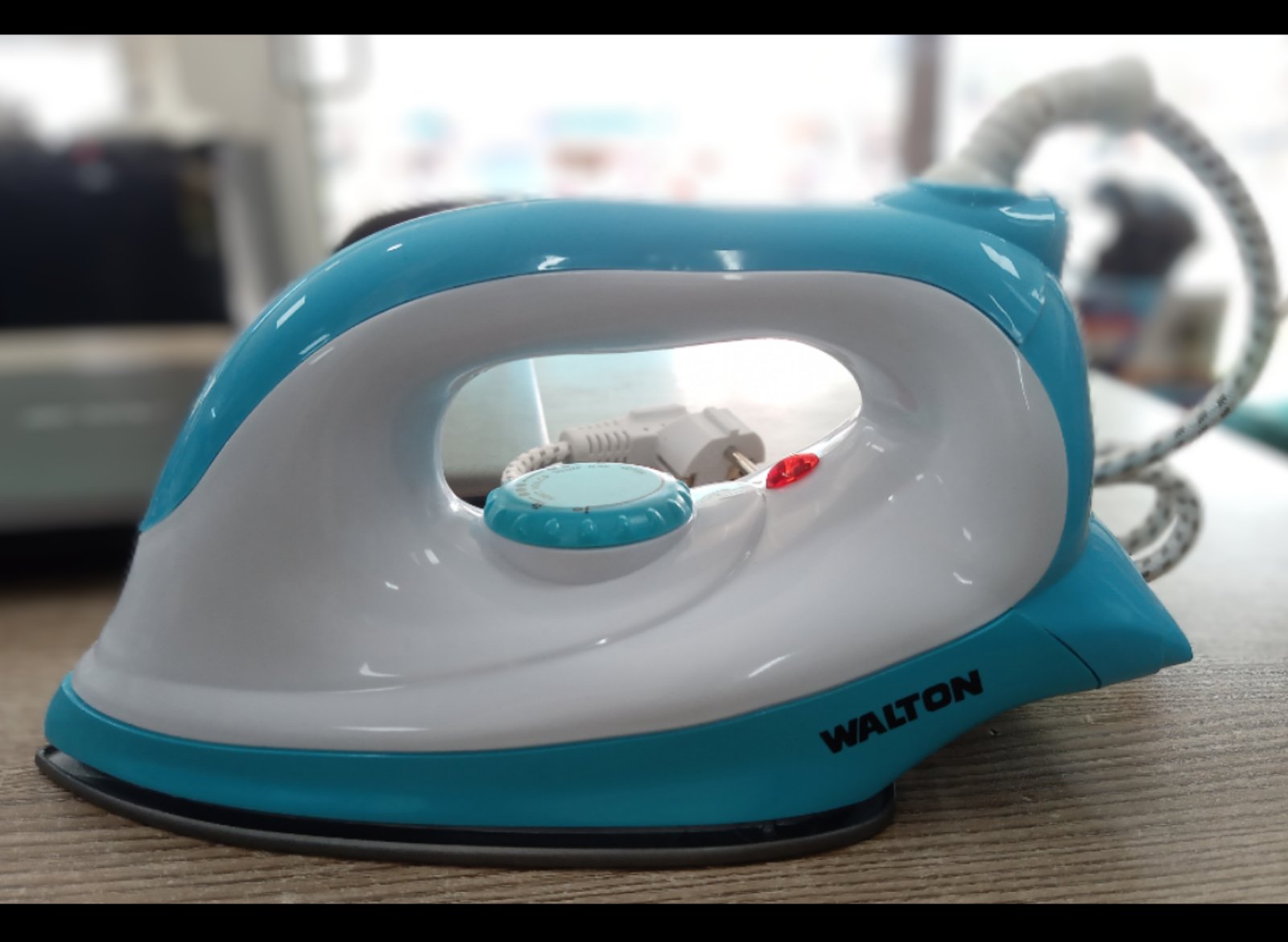 Walton Dry Iron WIR-D04 - Iron Machine
