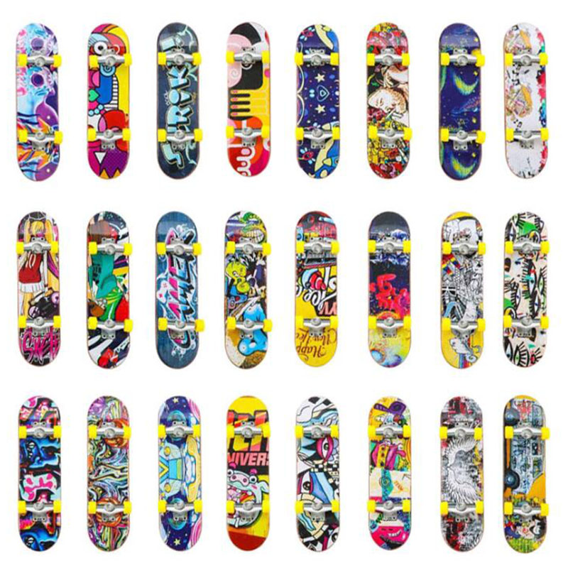 (New)1PC Cute Kid Children Mini Fingerboard kate Boarding Gift Party Toy Random