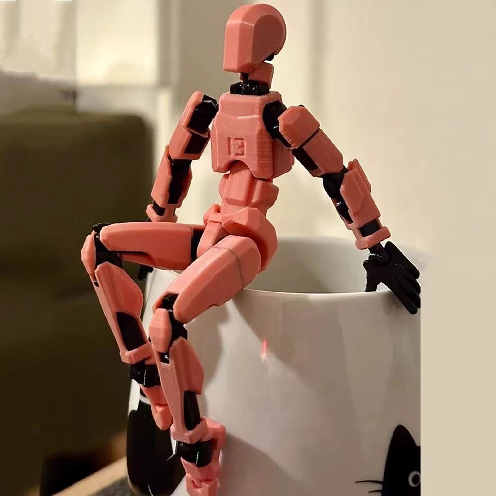 Artistic Posing Doll Flexible Multi-jointed Robot Action Figure for Home Decor Joint Man Action Figure. 