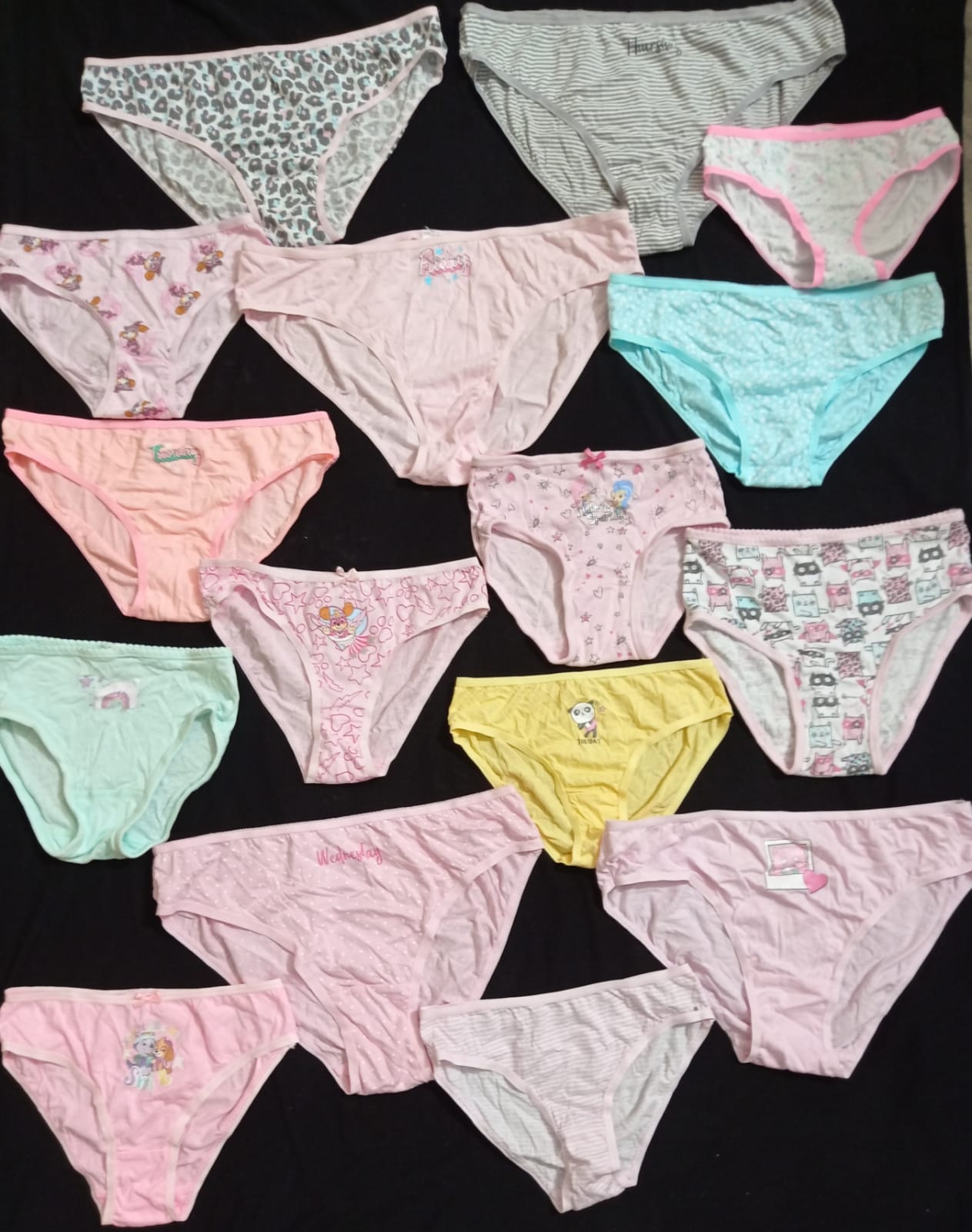 Girls Panty 5 Pcs in a packt for girls to adult girls