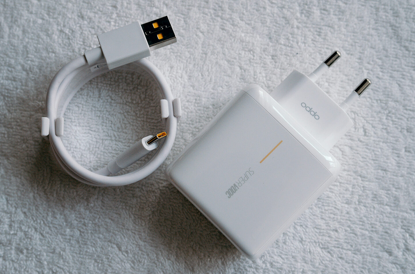 Oppo Super VOOC 65W Flash Fast Charger Type C(1 Meter) For A3s, A5 A7 A1 A1k A71 A83 A57 A59 A33 A9 A9 2020 F11 F17 F19 PROFast Charging. 