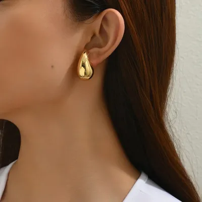 Thick lightweight hoop on sale earrings