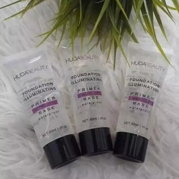 Huda Beauty Foundation Illuminating Primer Makeup Base Waterproof