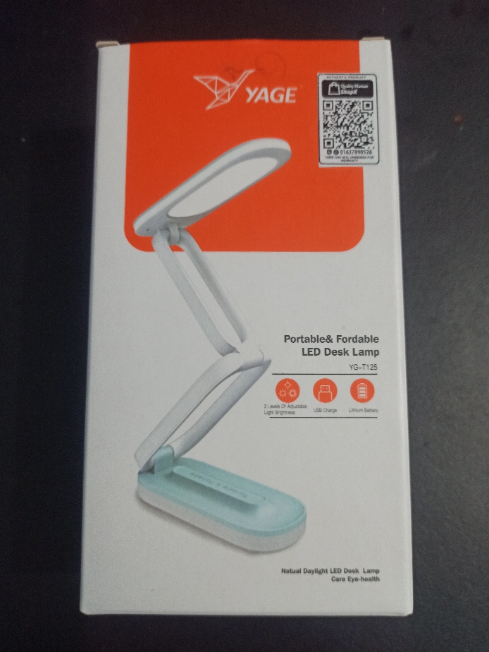 Yage YG-T125 Desk Lamp USB Charging Folding Business Bedroom Reading Eye Protection Lamp Creative Led Small Table Lamp. 