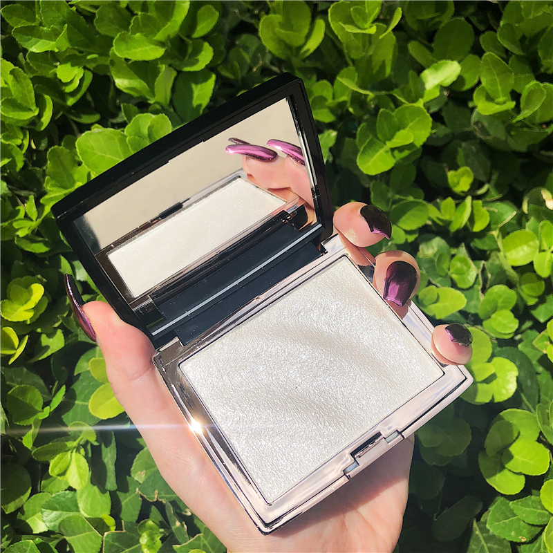 New HOJO Highlighter Makeup Shimmer Powder Highlighter Palette Base Illuminator Highlight Face Contour Golden Bronzer. 