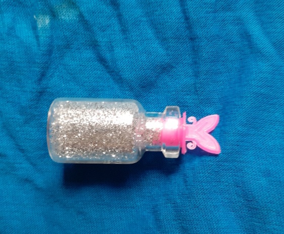 Mini Sized Bottle with Silver Colour Glitter - 5 Pieces