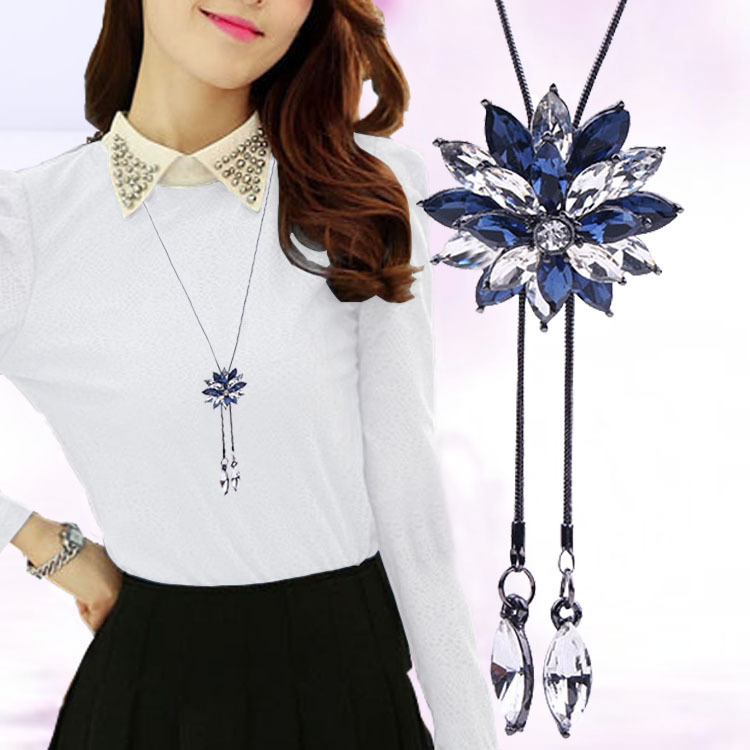 With a wide range of accessories to enhance confidence, sweater chain, women's high-end necklace accessories, fashionable and versatile tassel clothing chain pendant