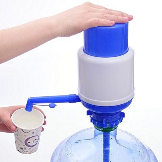 Hand dispenser clearance pumps