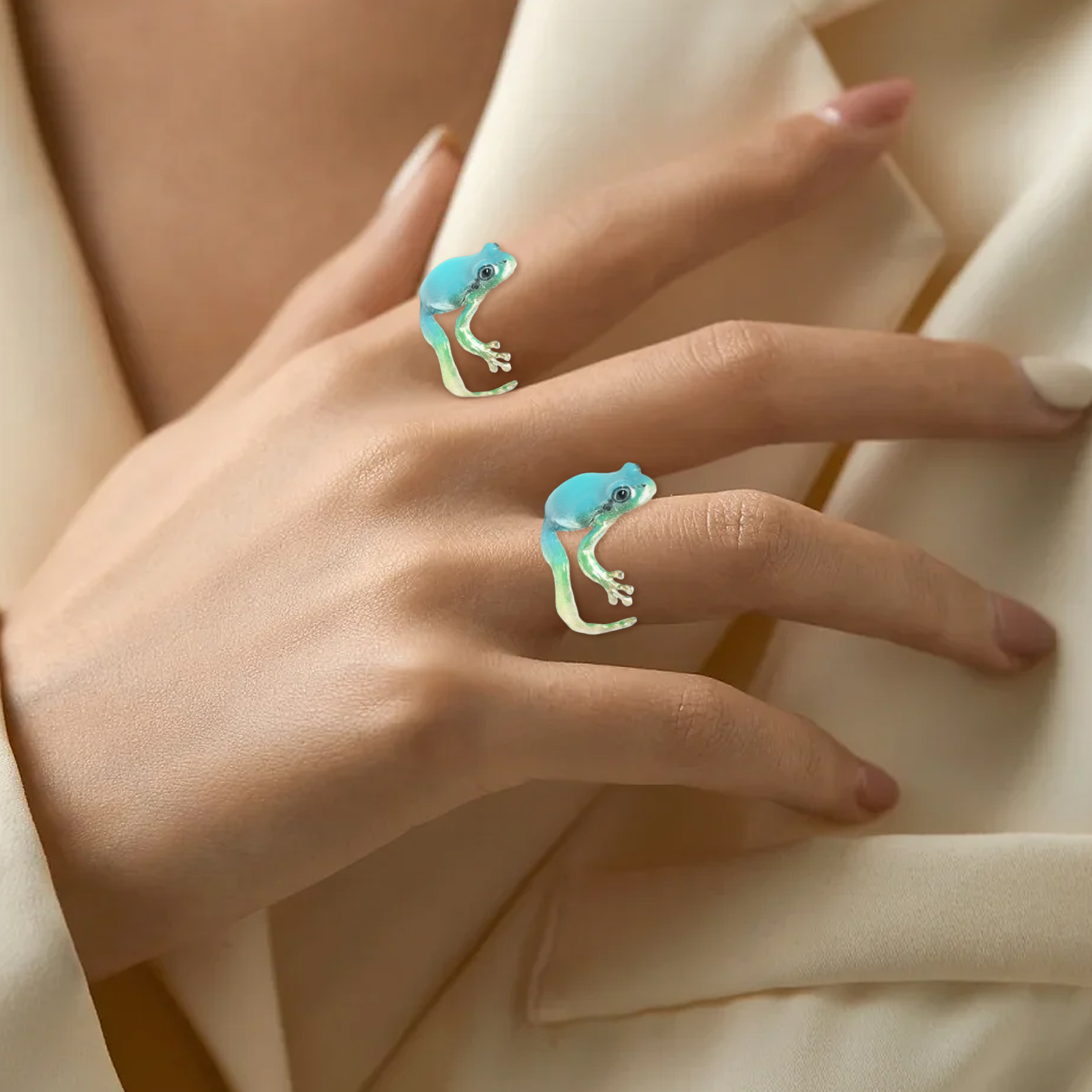 Latest Tree Frog Rings – These fun latest tree frog rings are sure to make you stand out from the crowd and make a statement with your fashion jewelry. This is a completely handmade accessory that I hope you will look at and stay with you.. 
