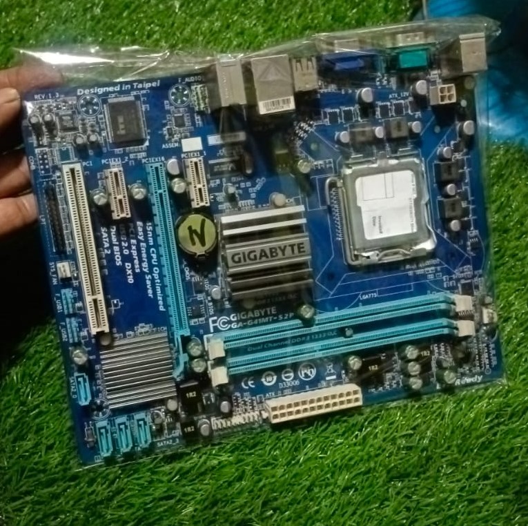 Mother board 41 DDR3 Ram Support -DUEL CORE AND CORE 2 DUE SUPPORT (KOREAN Product  1 year warranty. 