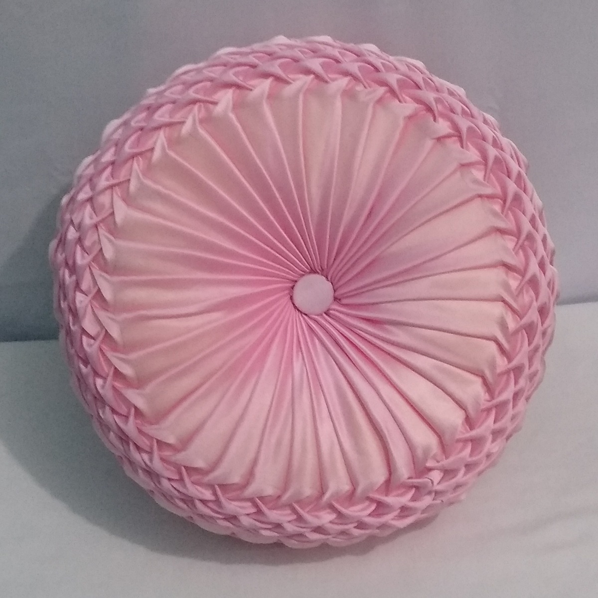 round shape cushion