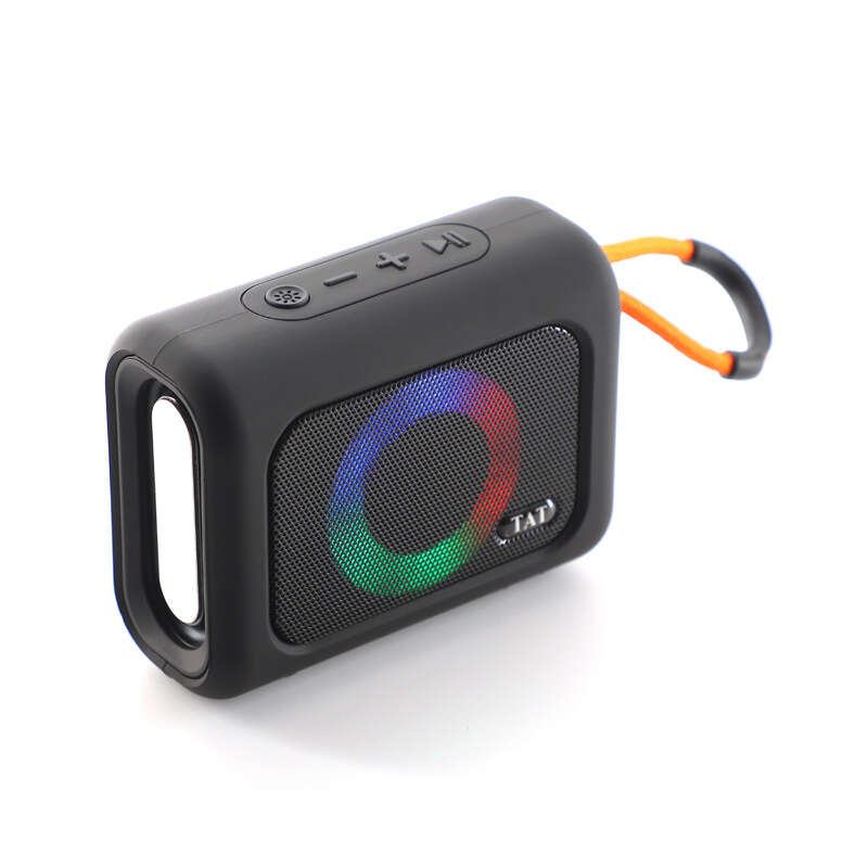 Outdoor new GO3L wireless Bluetooth speaker, subwoofer card insertion, portable, convenient mini seven color light speaker. 
