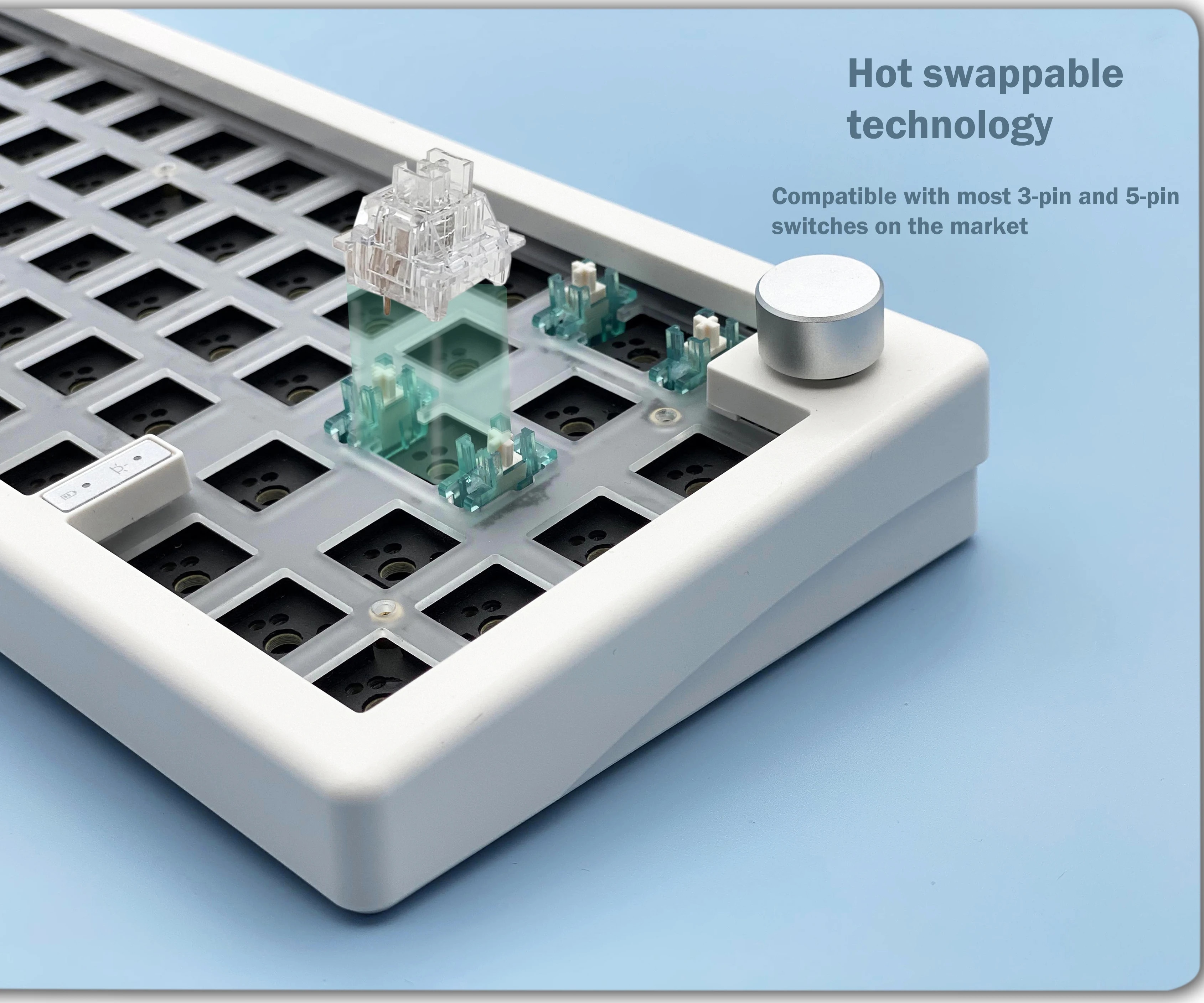 ZUOYA GMK67 customized Mechanical keyboard kit hot-swappable Bluetooth 2.4G Wireless RGB Backlit Gasket Structure keyboard 3-mod. 