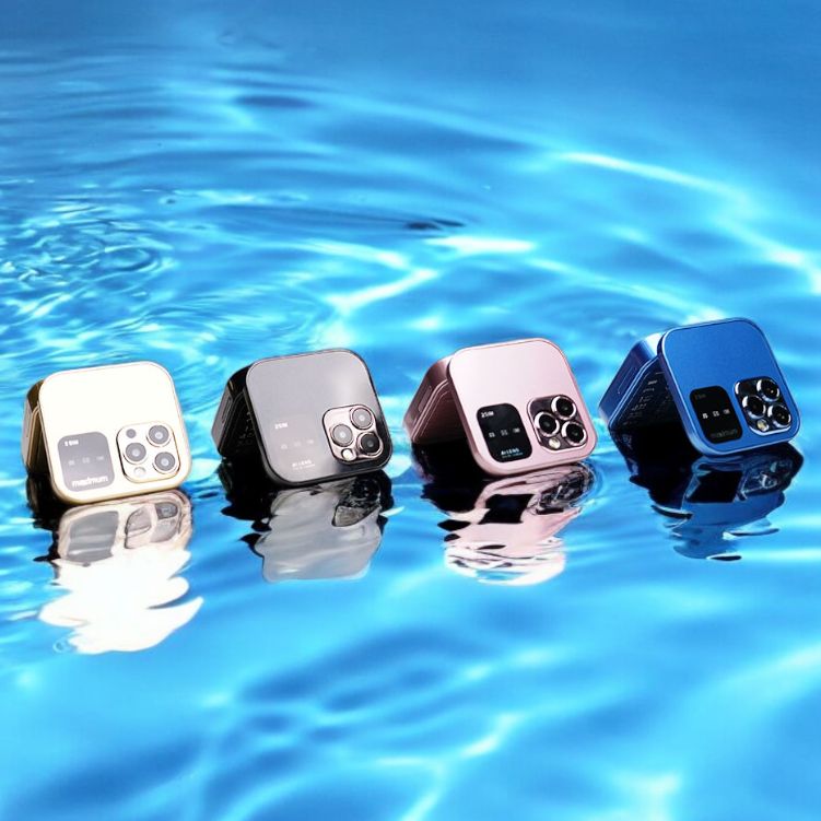 Folding Button Phone with True Dual Display | iPhone & Samsung Z Flip Design. 
