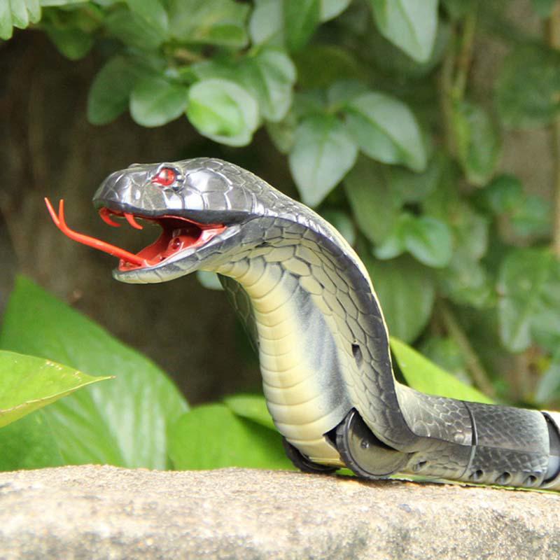 SF Lifelike Realistic Remote Control King Naja Cobra Long Range Chargeable Snake Toy #261671. 