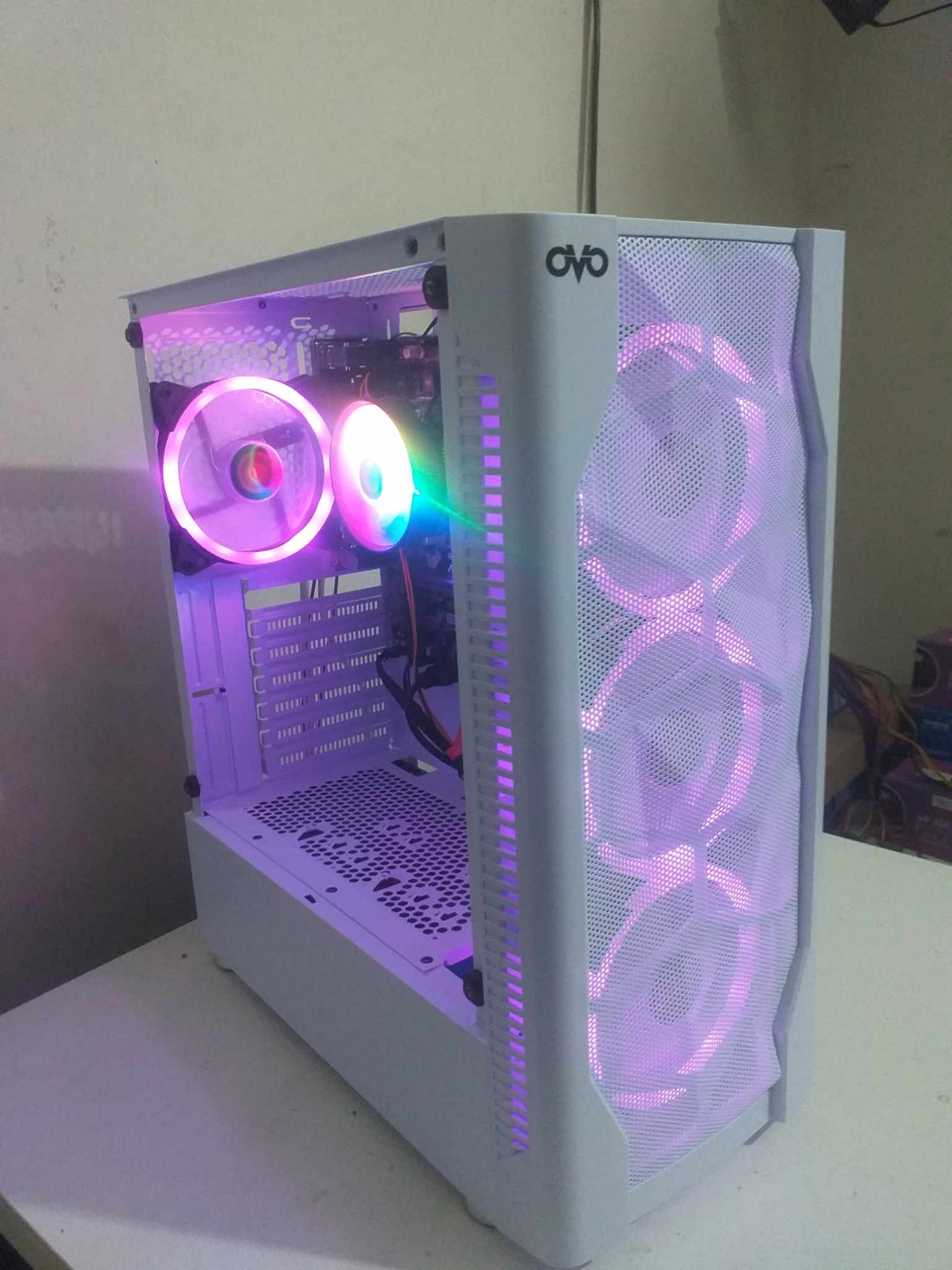 Intel Core i7 RAM 16GB SSD 128GB HDD 500GB GPU 8GB (Intel HD Built in) Gaming Desktop PC With Free Mouse Keyboard. 