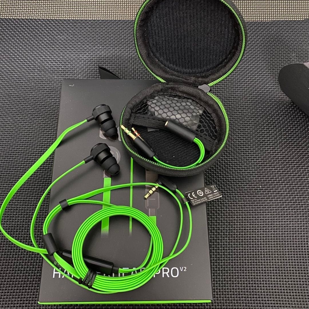 Razer Hammerhead Pro v2 Earbuds for iOS Android,Custom-Tuned Dual-Driver Technology,in-Line Mic Volume Control,Aluminum Fram. 