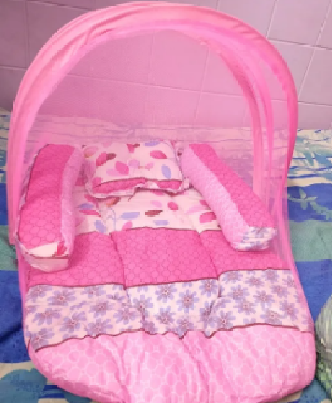 Baby gadda set 2025 with mosquito net