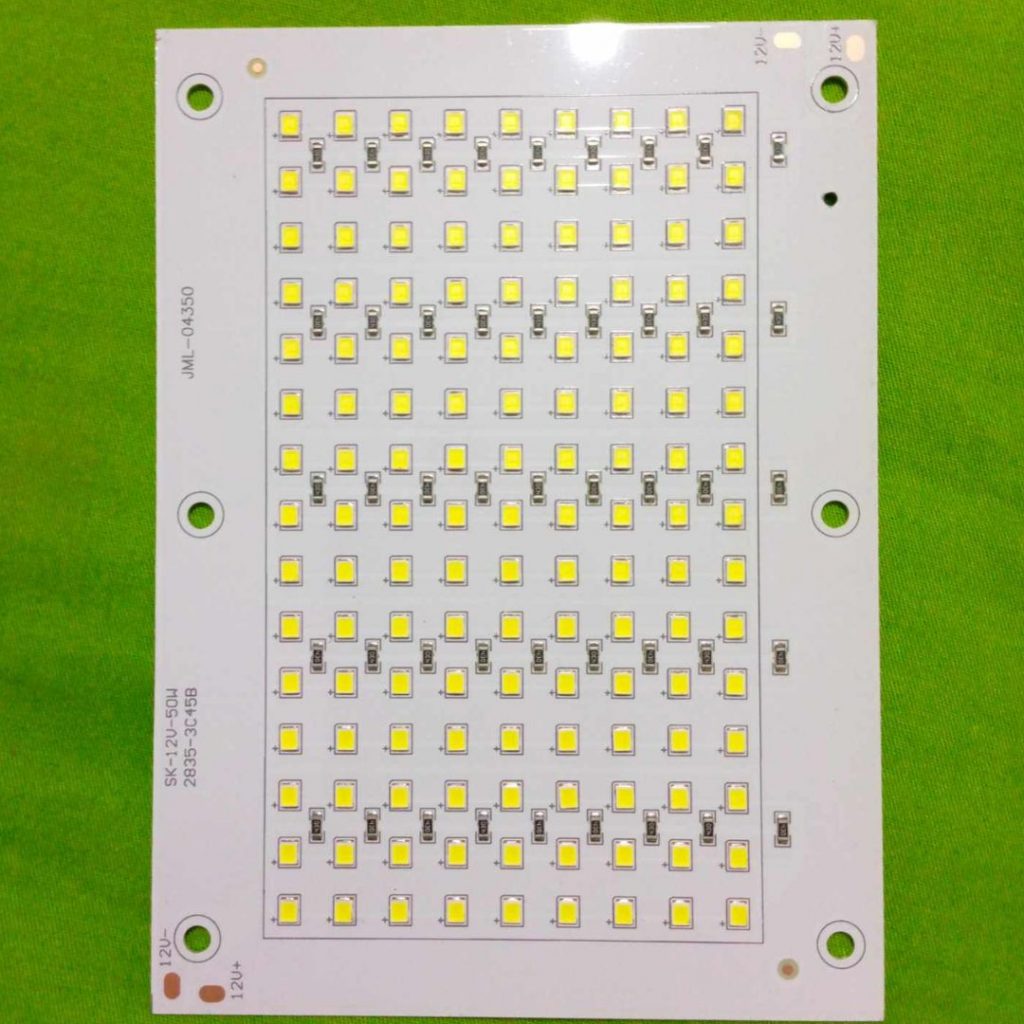 SK-12V Direct Solar LED 50W White Color Size 150x110mm 135 Pcs LED Light 12V Battery Light Bulbs 50W LED Light 12V Battery Light. 