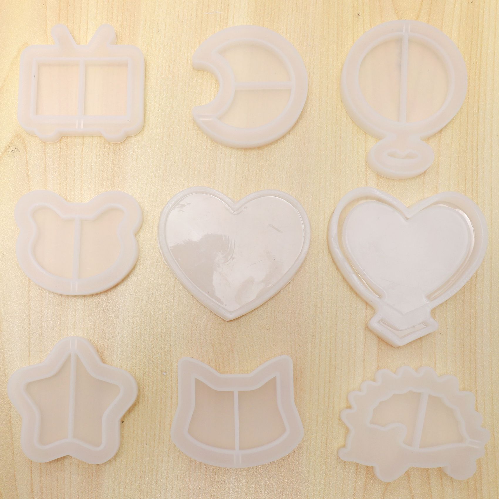 Resin Molds Resin Shaker Mold , with Moon, Heart, Star, Cat Molds,Etc. 