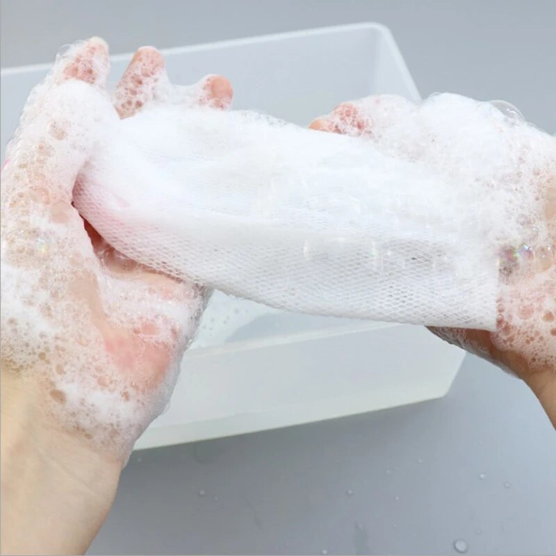 【Hey my home】Bathroom Accessories Body Soap Net Bubble Helper Mesh Bath Tools Color. 