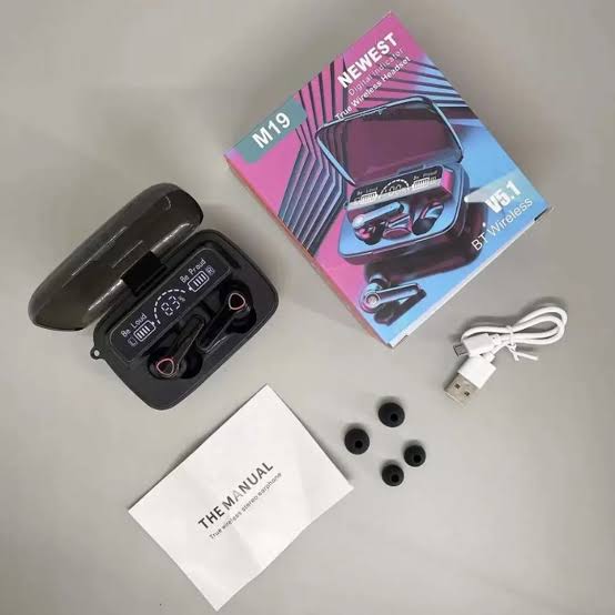 M19 TWS Wireless Bluetooth 5.1 Earbuds with LED Display Touch Control Noise Reduction Microphone Flashlight and Power Bank. 