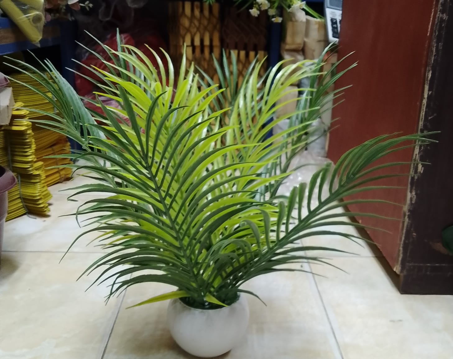 কৃত্রিম প্লাস্টিকের গাছ-গাছ - artificial flower. 