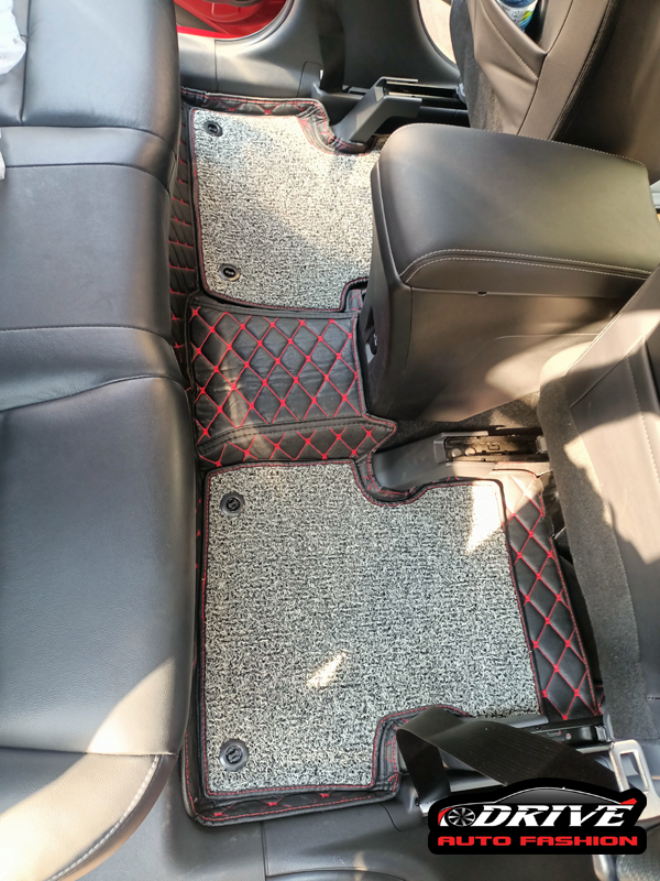 PVC LEATHER 7D CAR MAT , 7D Car Mats For 5 SeateR Luxurious car mats -BLACK & RED. 
