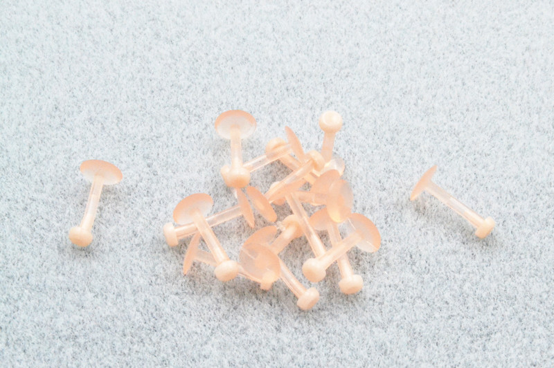 Flesh-colored invisible inner tooth lip nail, lip ring, acrylic lip nail, dimple nail, nose nail, human body wearing jewelry, European and American jewelry