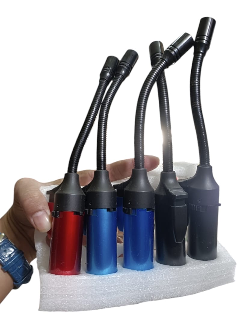 Flexible Tube Lighter with Flame Locking Function, Butane Lighter with Large Fuel Tank, Windproof Camping Lighter Kitchen Lighter. 