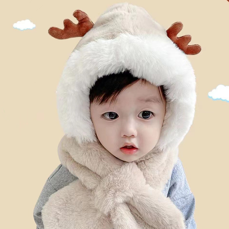Cute Antler Baby Hat Winter Plush Warm Baby Scarf Hat Scarf Integrated Warm and Windproof 1-6 Years. 