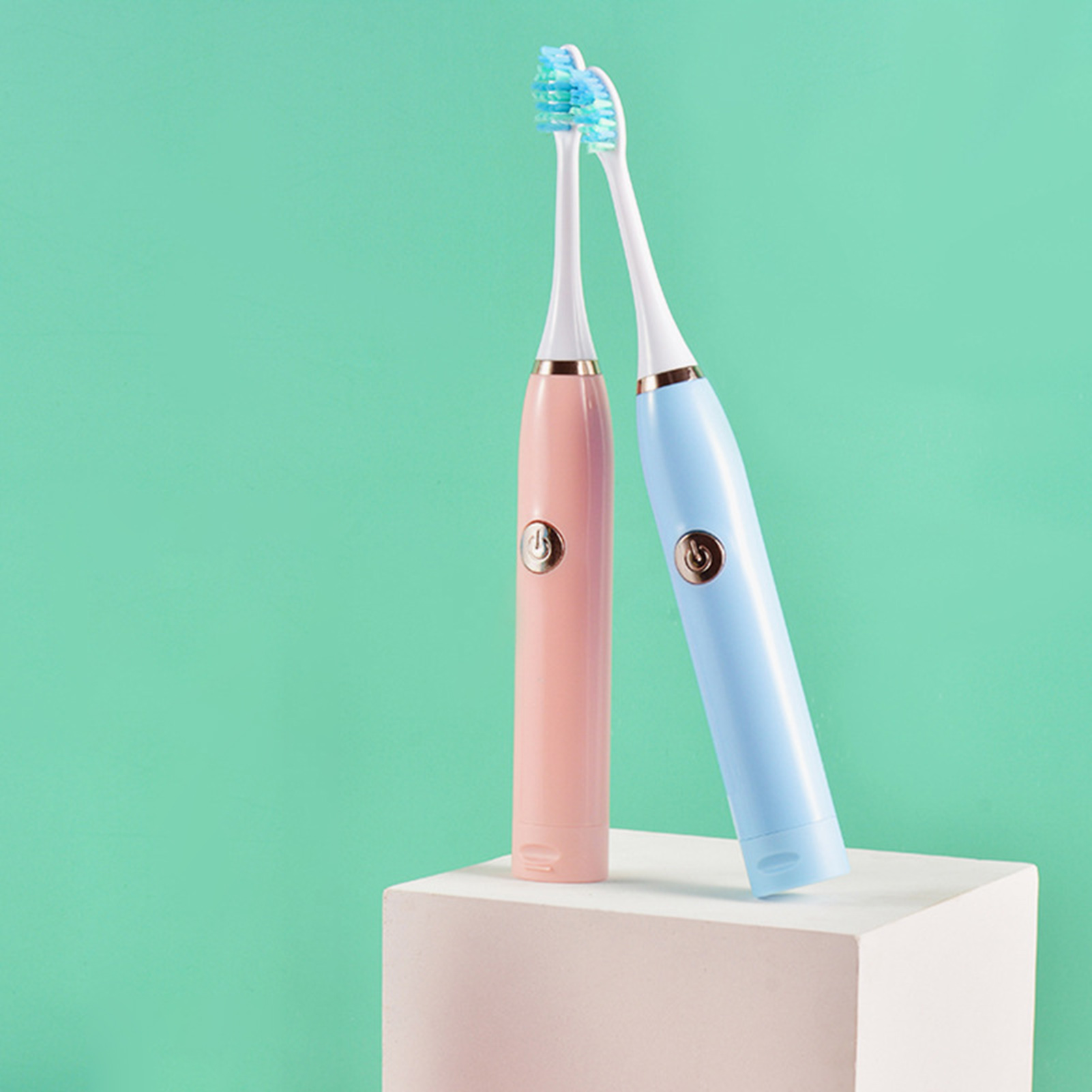 Universal Automatic Toothbrush High Vibration Frequency Deep Cleaning Low Voltage High Efficiency Electric Toothbrush for Home. 