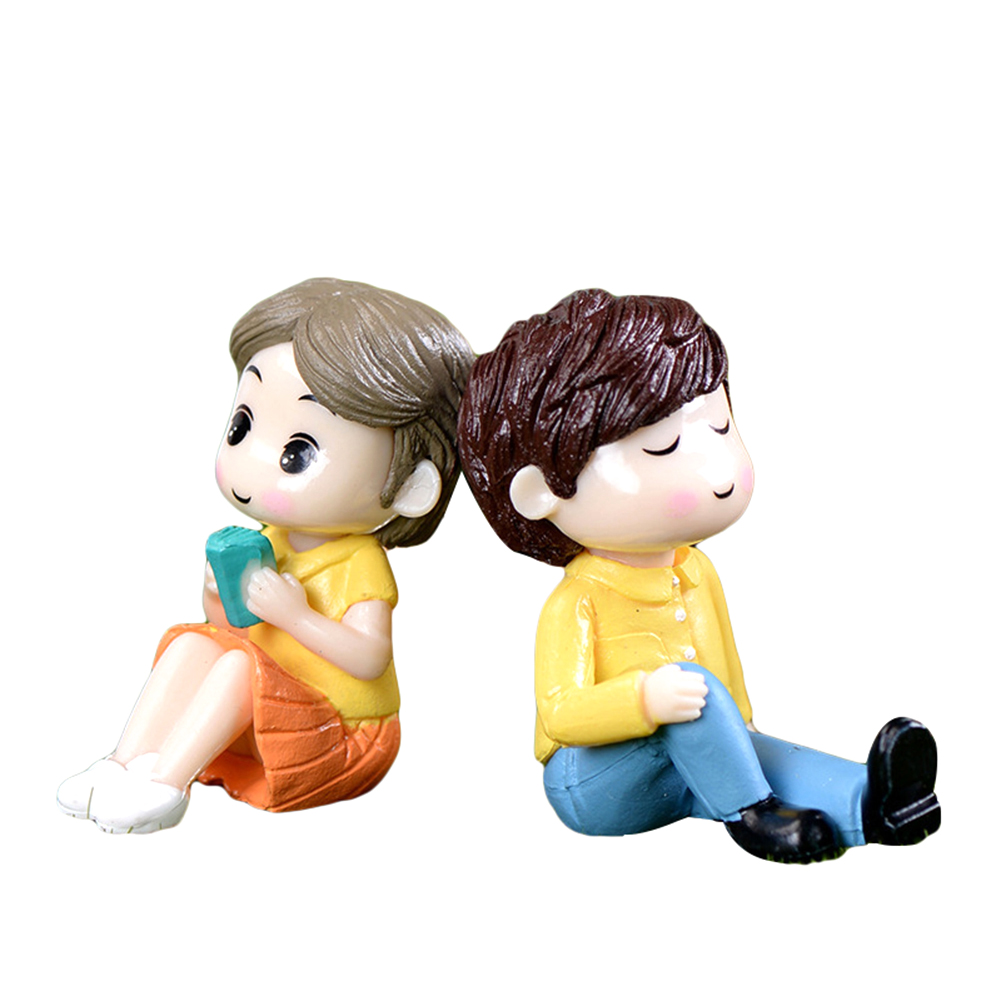 Cute Romantic Couple Decor Doll Home Office Desktop Miniature Landscape Ornament. 