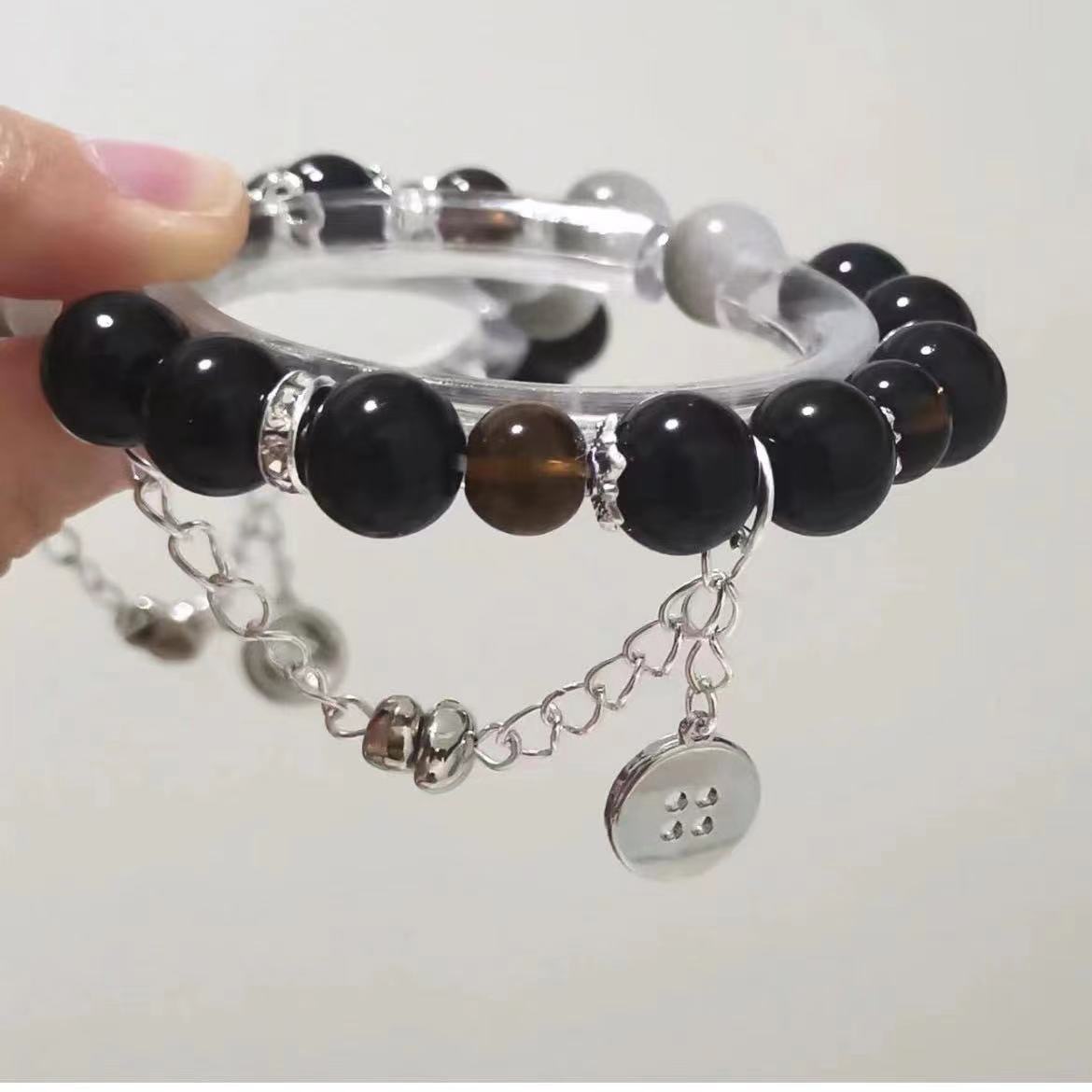 [ Wait for Me after School ] Chen Jingshen Yu Fan Sauce Zibei Novel Bracelet High-Grade Cold Style Button Beaded Bracelet. 