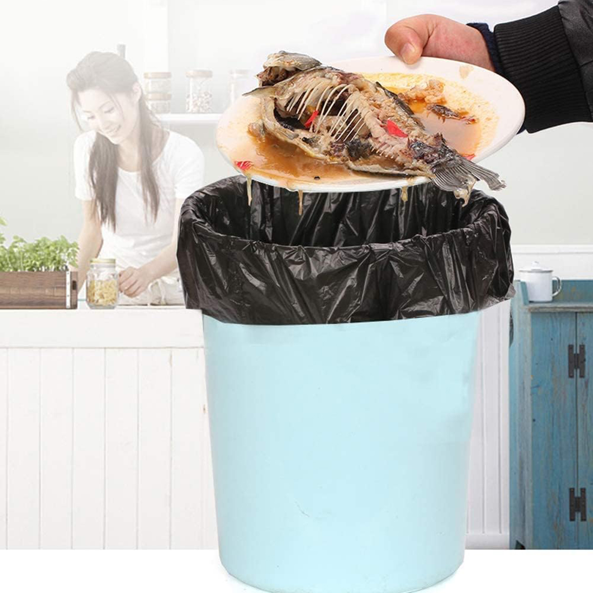 Garbage bags on roll 50pcs For lite use. 